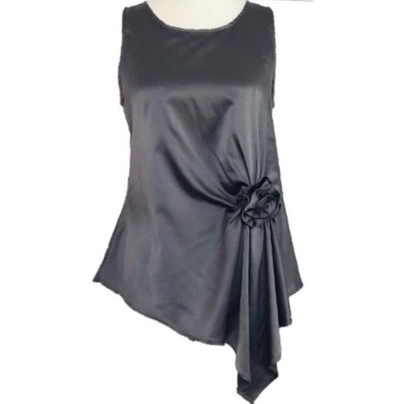 PERIDOT Tops - 3/$25 PERIDOT GREY ROSE BLOUSE SIZE MEDIUM